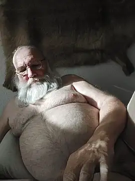 Snapshot of SexySantaC chatting on 26, 5, 2026 SexySantaC online show from 26, 5, 2026