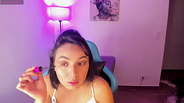 Snapshot of Miss_Nicole chatting on 5, 6, 2026 Miss Nicole online show from 5, 6, 2026