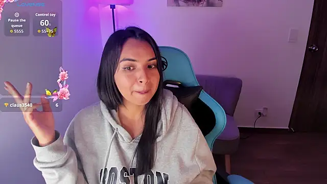 Snapshot of Miss_Nicole chatting on 30, 4, 2026 Miss Nicole online show from 30, 4, 2026