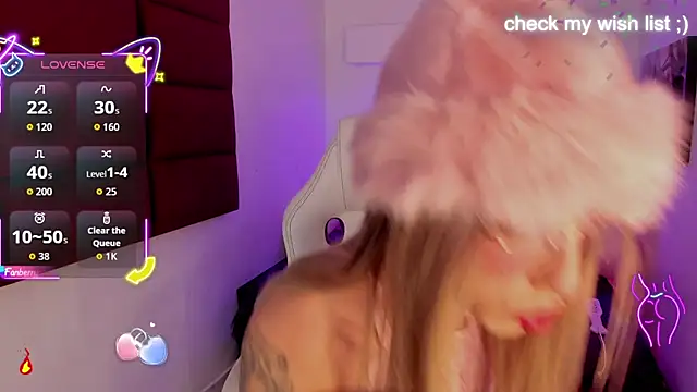 Snapshot of Yaki_Tai chatting on 21, 11, 2025 Yaki Tai online show from 21, 11, 2025