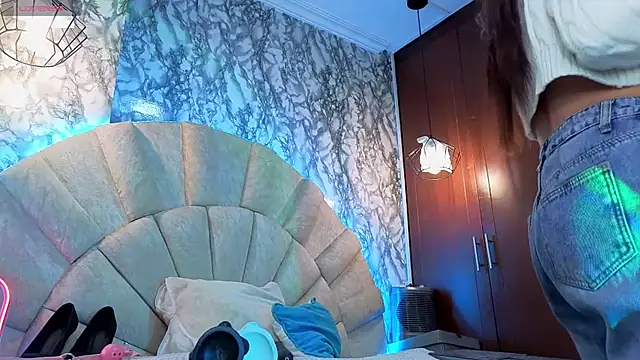  emma miller  online show from 19, 2, 2026