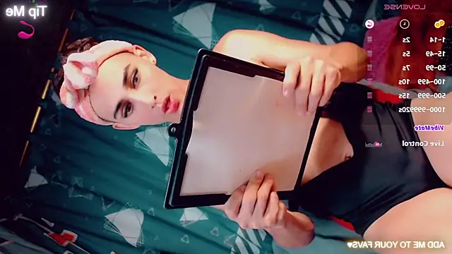 CharlotteBigCock online show from 25, 10, 2025