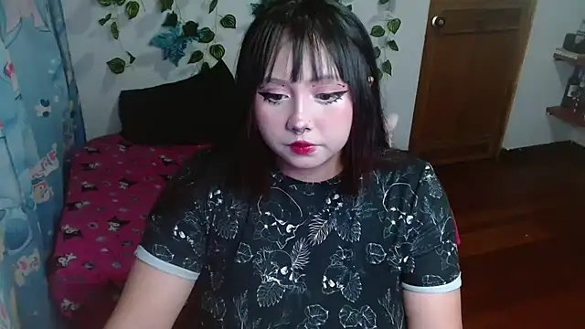 Snapshot of litlle_cat chatting on 2, 2, 2025 litlle cat online show from 2, 2, 2025
