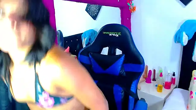 Snapshot of Jenng18 chatting on 22, 5, 2026 Jenng18 online show from 22, 5, 2026
