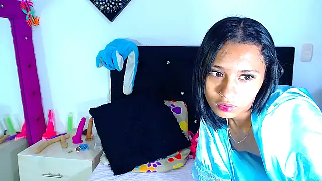 Jenng18 online show from 5, 4, 2026