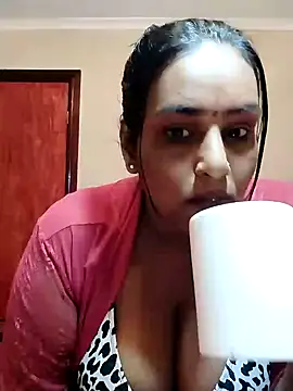 Snapshot of NWC4LYF chatting on 6, 11, 2025 NWC4LYF online show from 6, 11, 2025