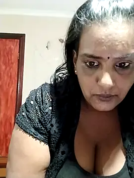 NWC4LYF online show from 23, 7, 2026