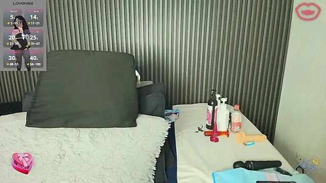 hazel milf online show from 23, 4, 2026