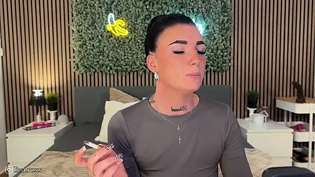 LizaRoxx online show from 13, 10, 2025