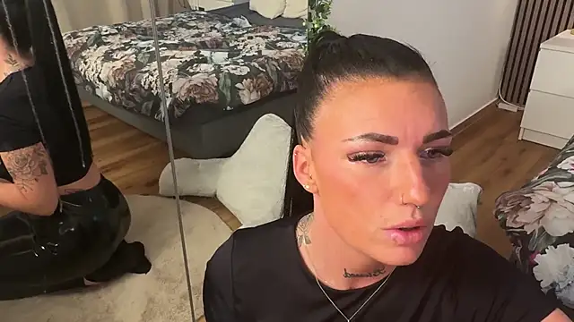 LizaRoxx online show from 12, 11, 2025