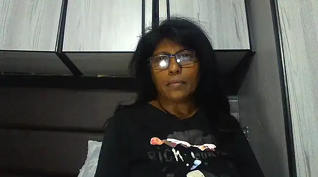 MsAttitude online show from 10, 3, 2025
