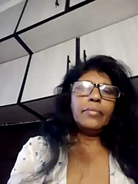 Snapshot of MsAttitude chatting on 17, 6, 2026 MsAttitude online show from 17, 6, 2026