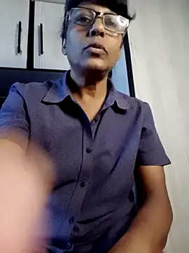 Snapshot of MsAttitude chatting on 10, 7, 2026 MsAttitude online show from 10, 7, 2026