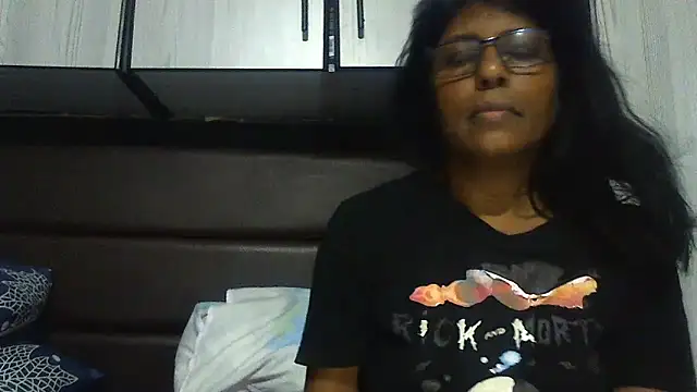 MsAttitude online show from 6, 3, 2025