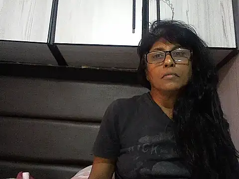 MsAttitude online show from 8, 11, 2025