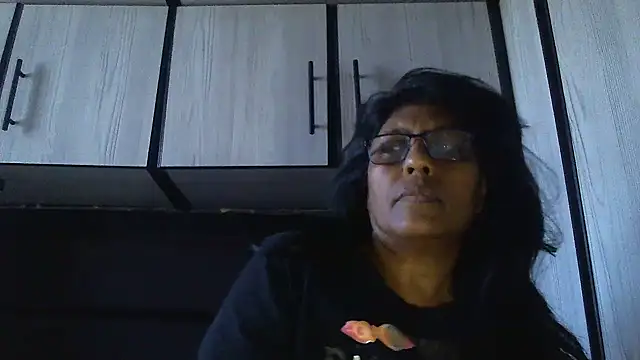 MsAttitude online show from 6, 3, 2025