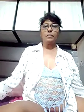 MsAttitude online show from 17, 4, 2026