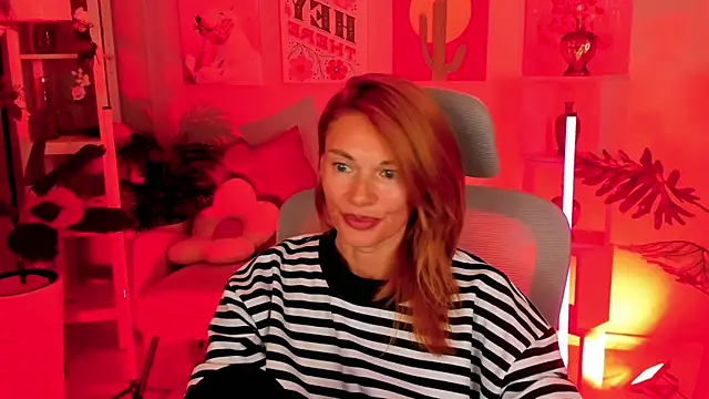 MistyBarnes online show from 12, 10, 2025