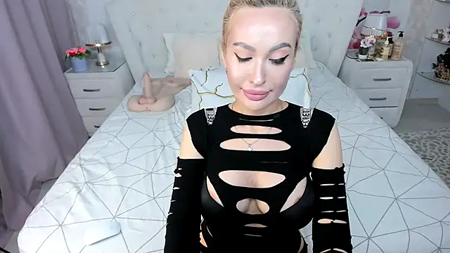 Snapshot of HottieSweetBritney chatting on 16, 5, 2026 HottieSweetBritney online show from 16, 5, 2026