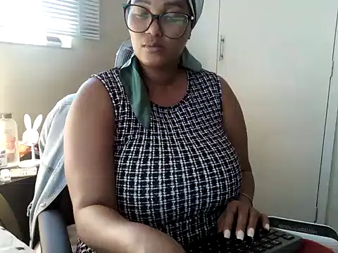 Charlie-Crawford online show from 7, 5, 2026