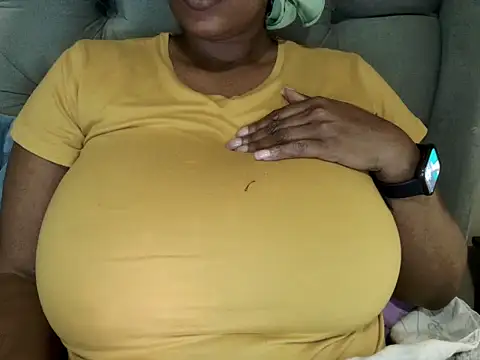 Snapshot of Charlie-Crawford chatting on 16, 7, 2026 Charlie-Crawford online show from 16, 7, 2026