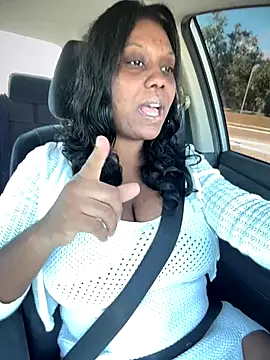 1Topgyal online show from 18, 11, 2025