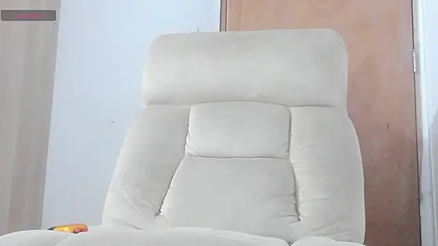 ZoeStewart online show from 20, 3, 2025