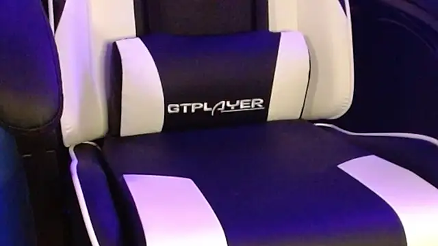 Snapshot of CrossyAayesha chatting on 26, 10, 2025 CrossyAayesha online show from 26, 10, 2025