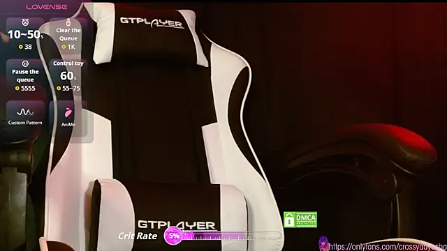 Snapshot of CrossyAayesha chatting on 5, 11, 2025 CrossyAayesha online show from 5, 11, 2025