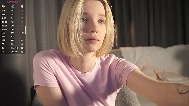 StasyGriffin online show from 28, 10, 2025