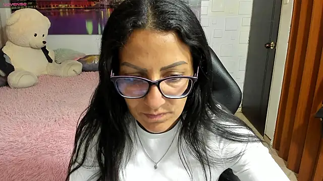 alma blue online show from 25, 3, 2026