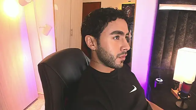 ItsMeEros online show from 8, 2, 2026