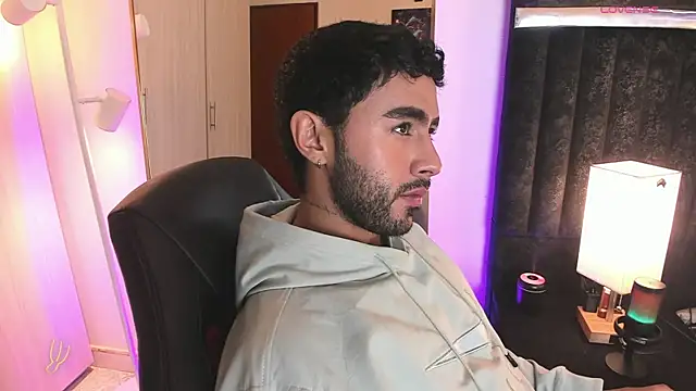 ItsMeEros online show from 4, 2, 2026