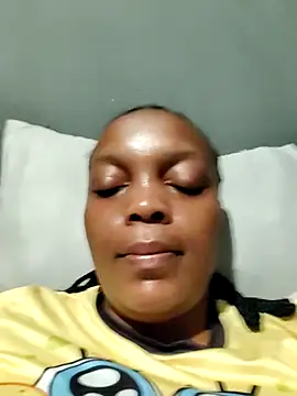 Snapshot of EbonyBuu chatting on 4, 4, 2026 EbonyBuu online show from 4, 4, 2026