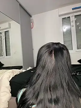 victoria athena online show from 26, 3, 2026