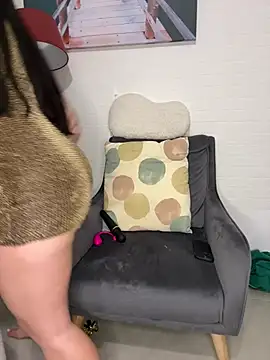 victoria athena online show from 10, 4, 2026