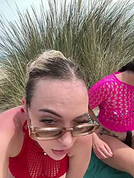 victoria athena online show from 9, 5, 2026