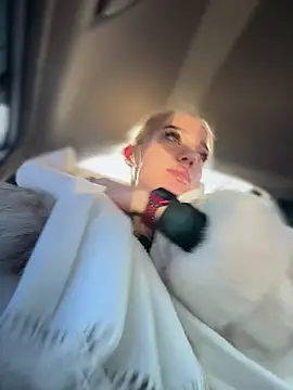 pinkstar  online show from 1, 12, 2025