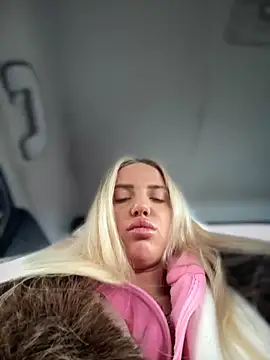 pinkstar  online show from 8, 11, 2025