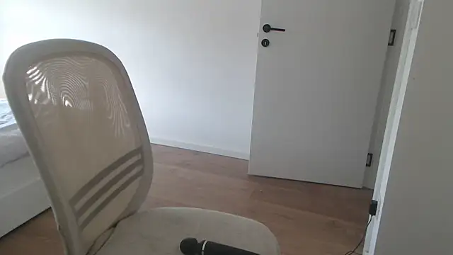 fuckable milf online show from 23, 4, 2026