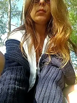 dolcehelena993 online show from 10, 10, 2025