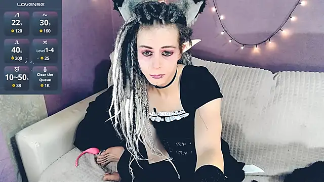 Littlepinkcat online show from 20, 2, 2025