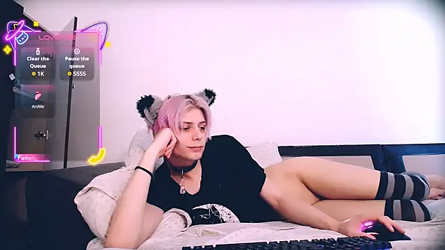 Littlepinkcat online show from 28, 5, 2026