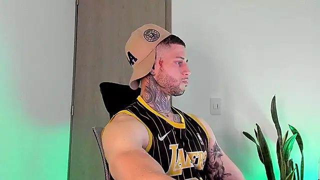  jamesleandros1 online show from 8, 3, 2026