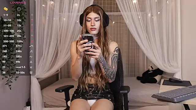 julesbennet online show from 29, 5, 2026