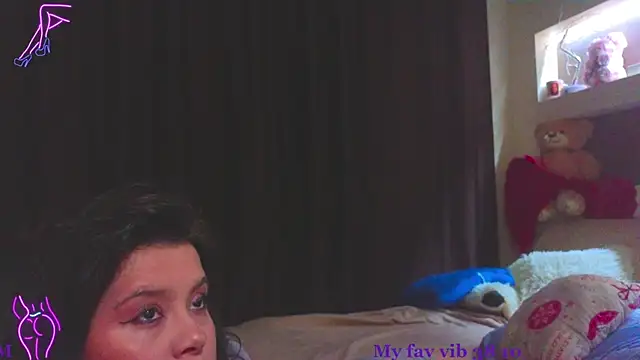 Snapshot of Malika_uAngel chatting on 12, 11, 2025 Malika uAngel online show from 12, 11, 2025