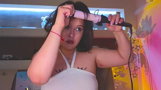 Snapshot of Malika_uAngel chatting on 13, 9, 2025 Malika uAngel online show from 13, 9, 2025