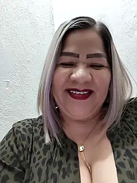 Dalessa Bigtits online show from 10, 5, 2026
