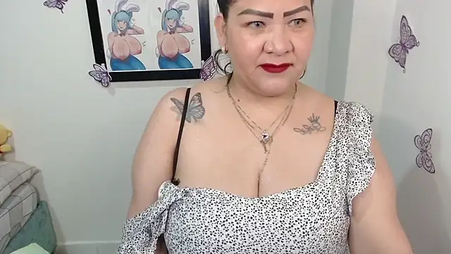 Dalessa Bigtits online show from 1, 3, 2025