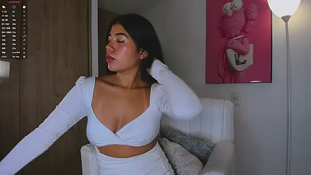 Kim crosspp online show from 26, 11, 2025